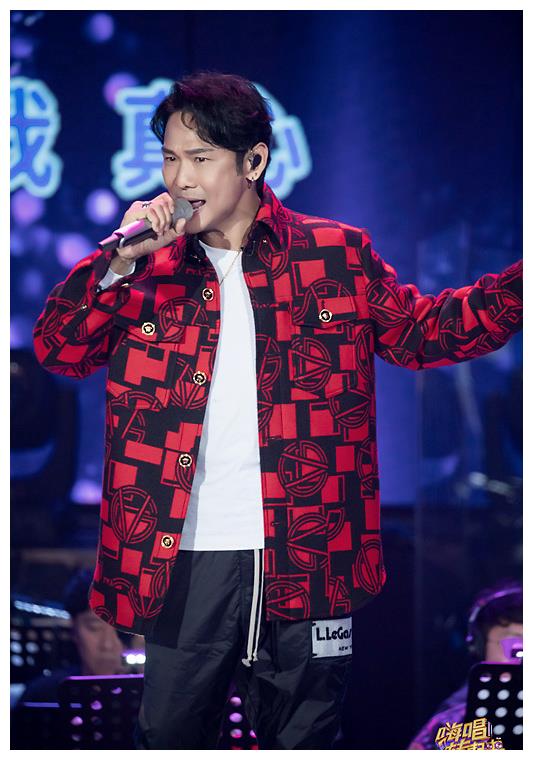 杜德伟做客《嗨唱转起来2》 再唱《情人》引发回忆杀