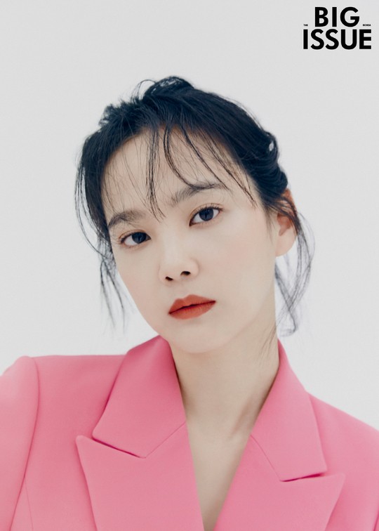 韩国女艺人尹胜雅最新杂志写真曝光