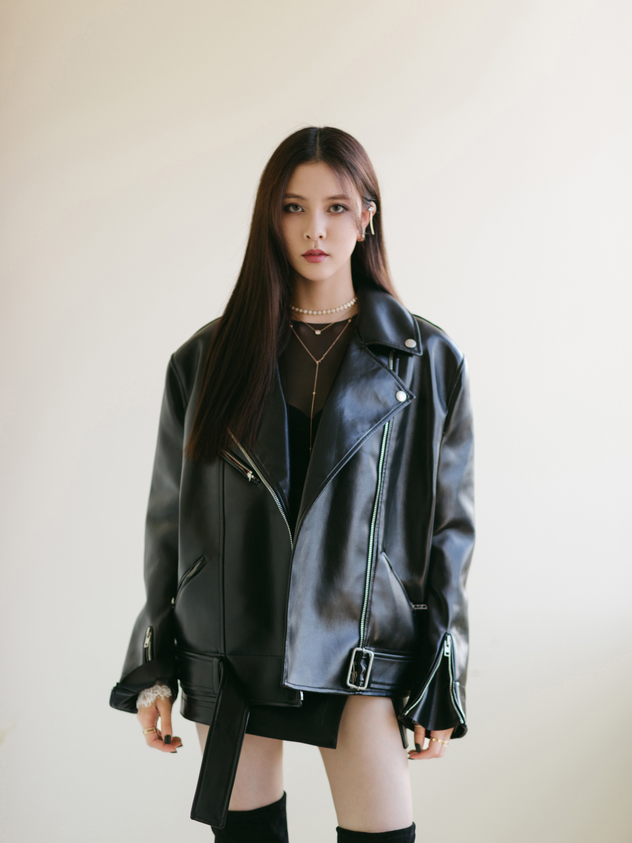 宋妍霏太会穿解锁皮衣3种穿法最后一套惊艳了