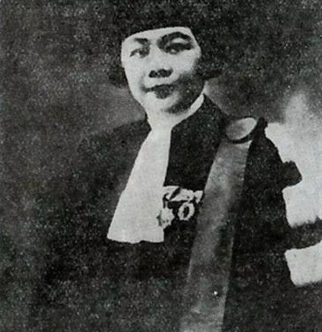 我国第一名女博士,参与了多次刺杀,其外孙女是家喻户晓的明星休闲区蓝鸢梦想 - Www.slyday.coM 我国第一名女博士,参与了多次刺杀,其外孙女是家喻户晓的明星休闲区蓝鸢梦想 - Www.slyday.coM