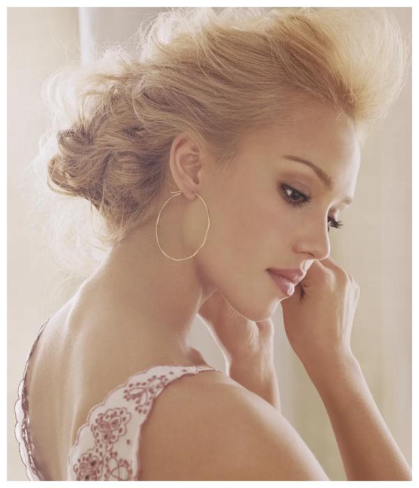 拒绝拍裸戏,巅峰时退圈,41岁的“地球球花”才是真的人间清醒休闲区蓝鸢梦想 - Www.slyday.coM 拒绝拍裸戏,巅峰时退圈,41岁的“地球球花”才是真的人间清醒休闲区蓝鸢梦想 - Www.slyday.coM