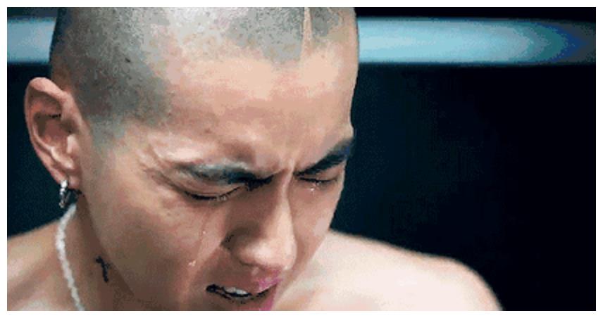 吴亦凡被刑拘掀起轩然大波,有网友爆料:在警察面前哭成泪人