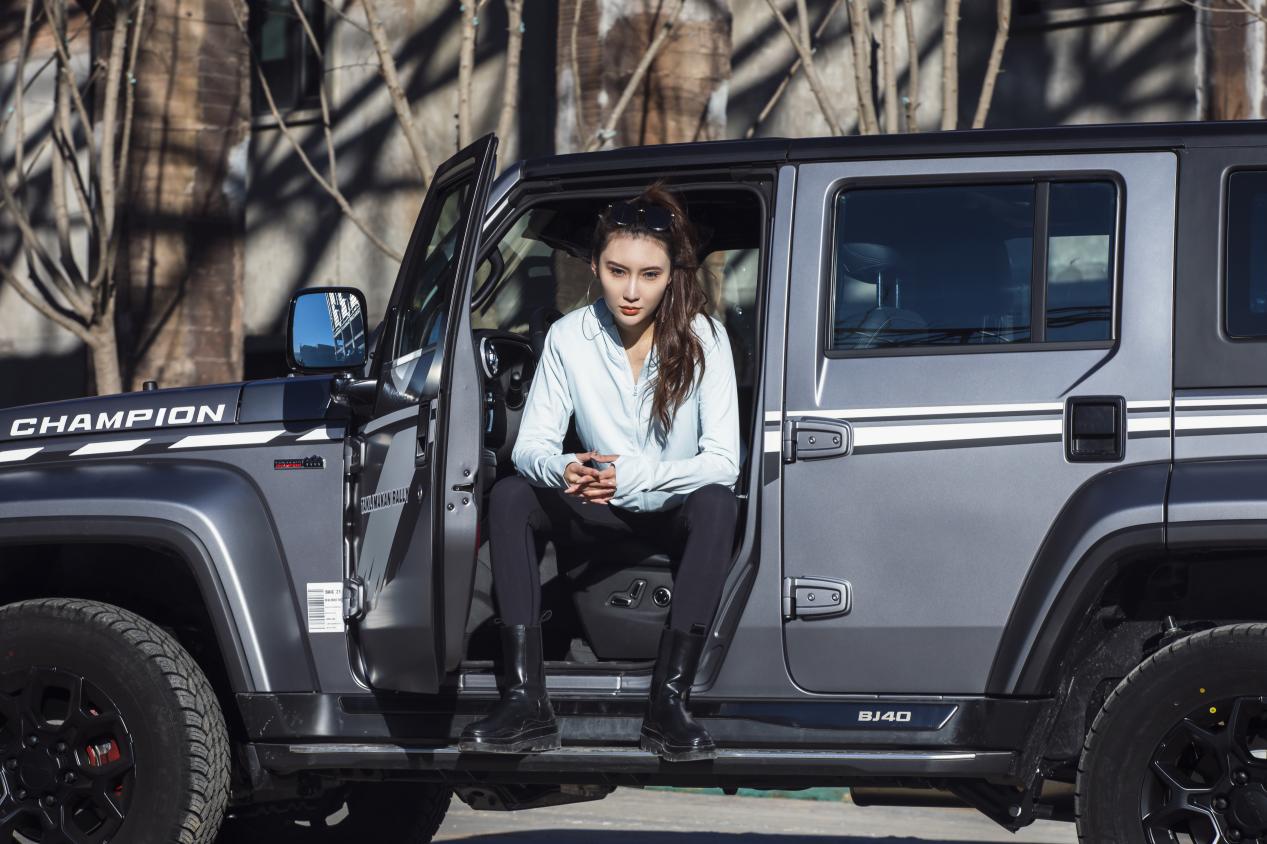 越野女神遇上双奥之城要和bj40一起做硬派与舒适的冠军