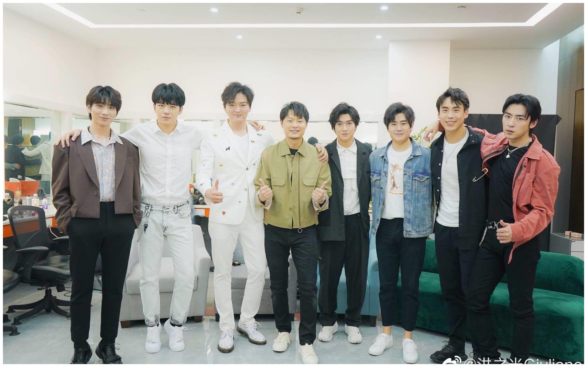 《声入人心》蔡程昱:只要我表情够淡定,就没人发现我踮了脚!