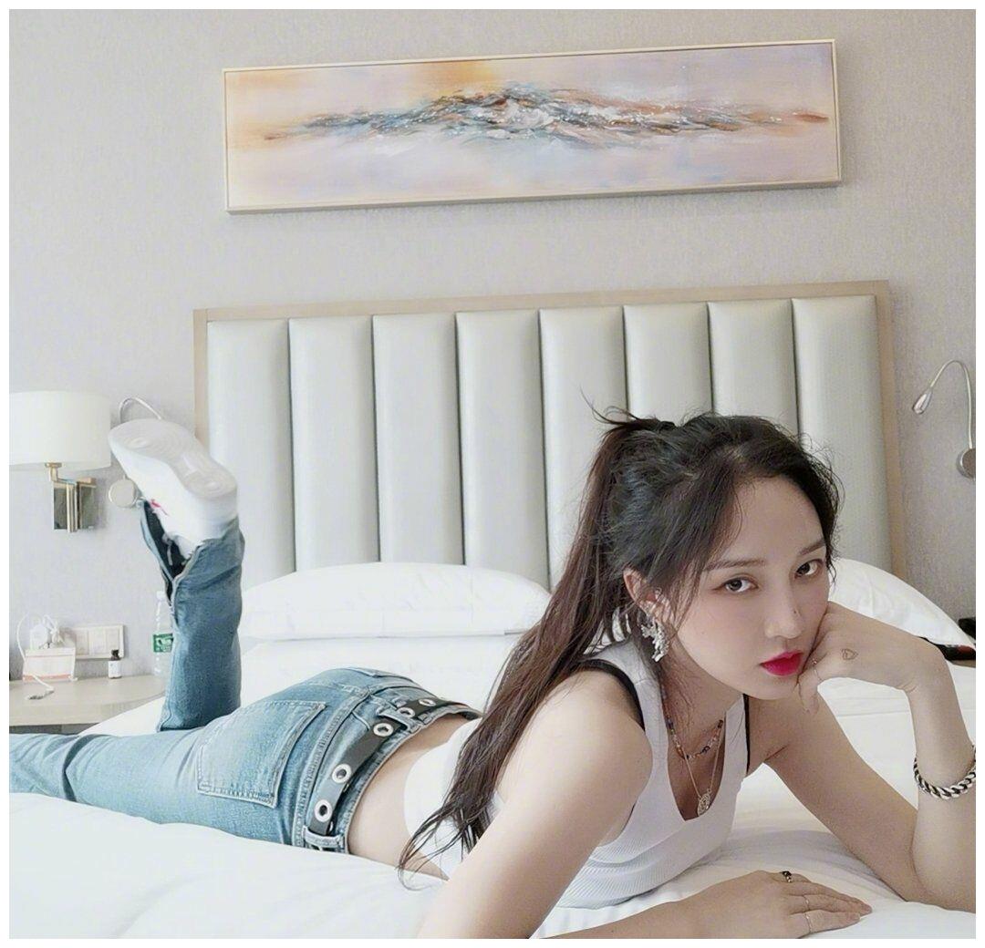 《姐姐》中孟佳为何被淘汰?看到节目后期的赛制,一点儿不意外