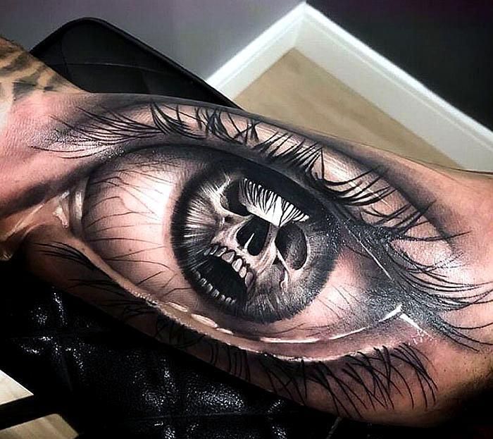 用纹身疼痛的艺术长久记录我们不愿意忘记的人 物事