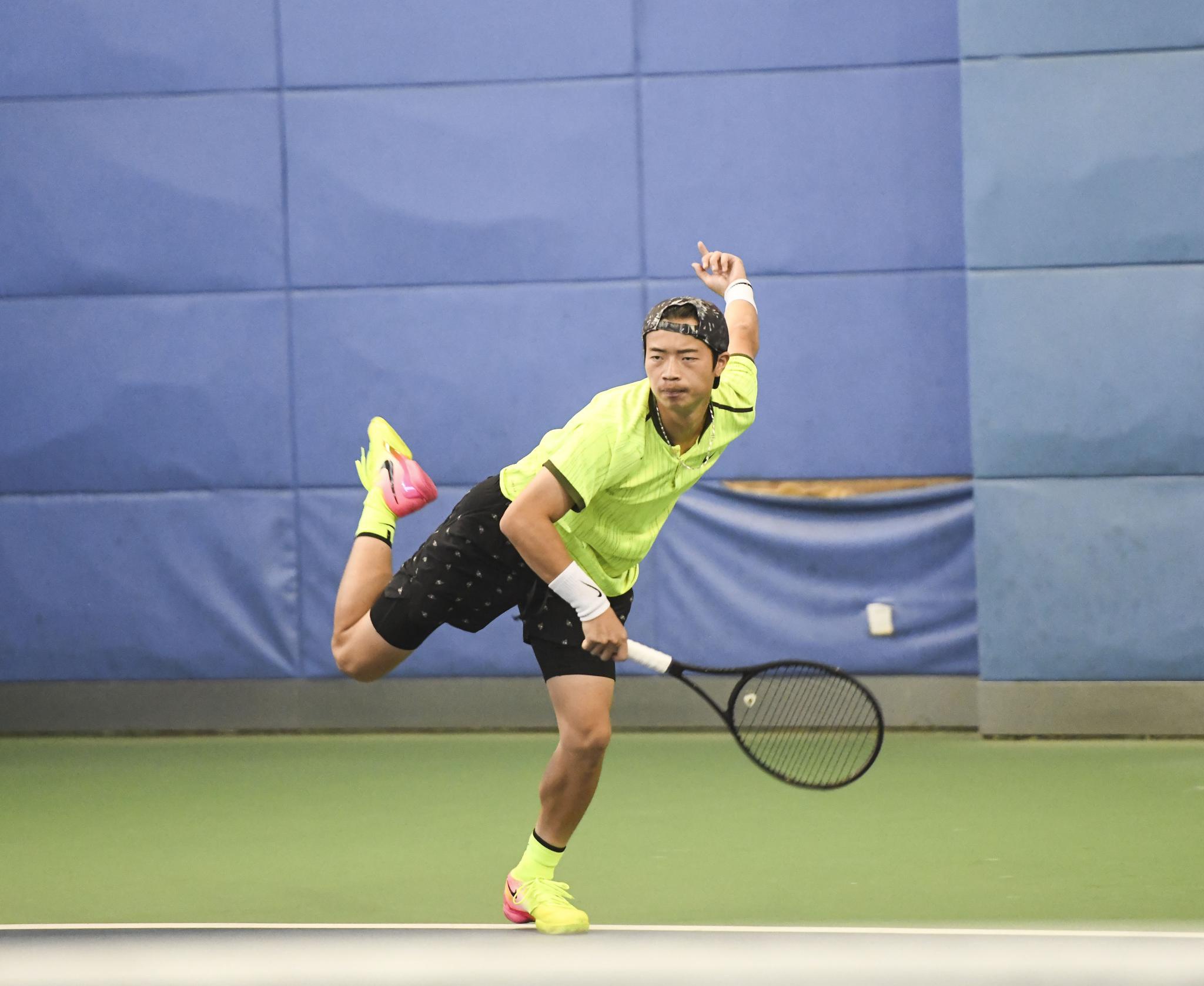 体育学院2018级网球运动训练专业学生朱庆旺谈青少年打网球的4大好处