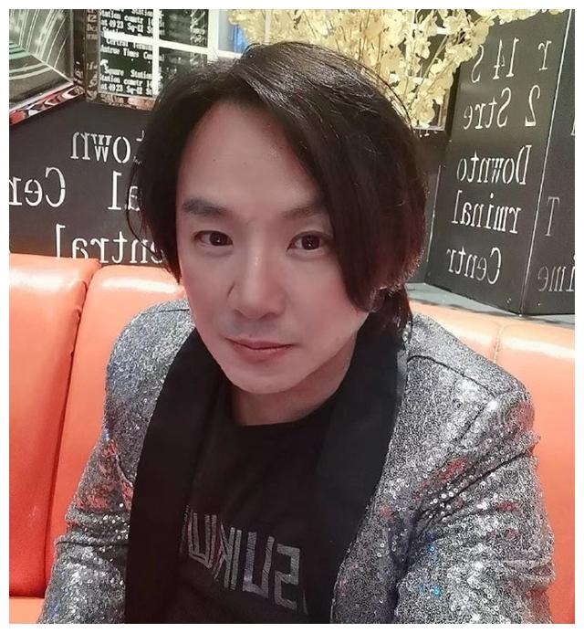 朱永棠谢天华林晓峰兄弟重聚!"焦皮"变化大,"包达二"显年轻