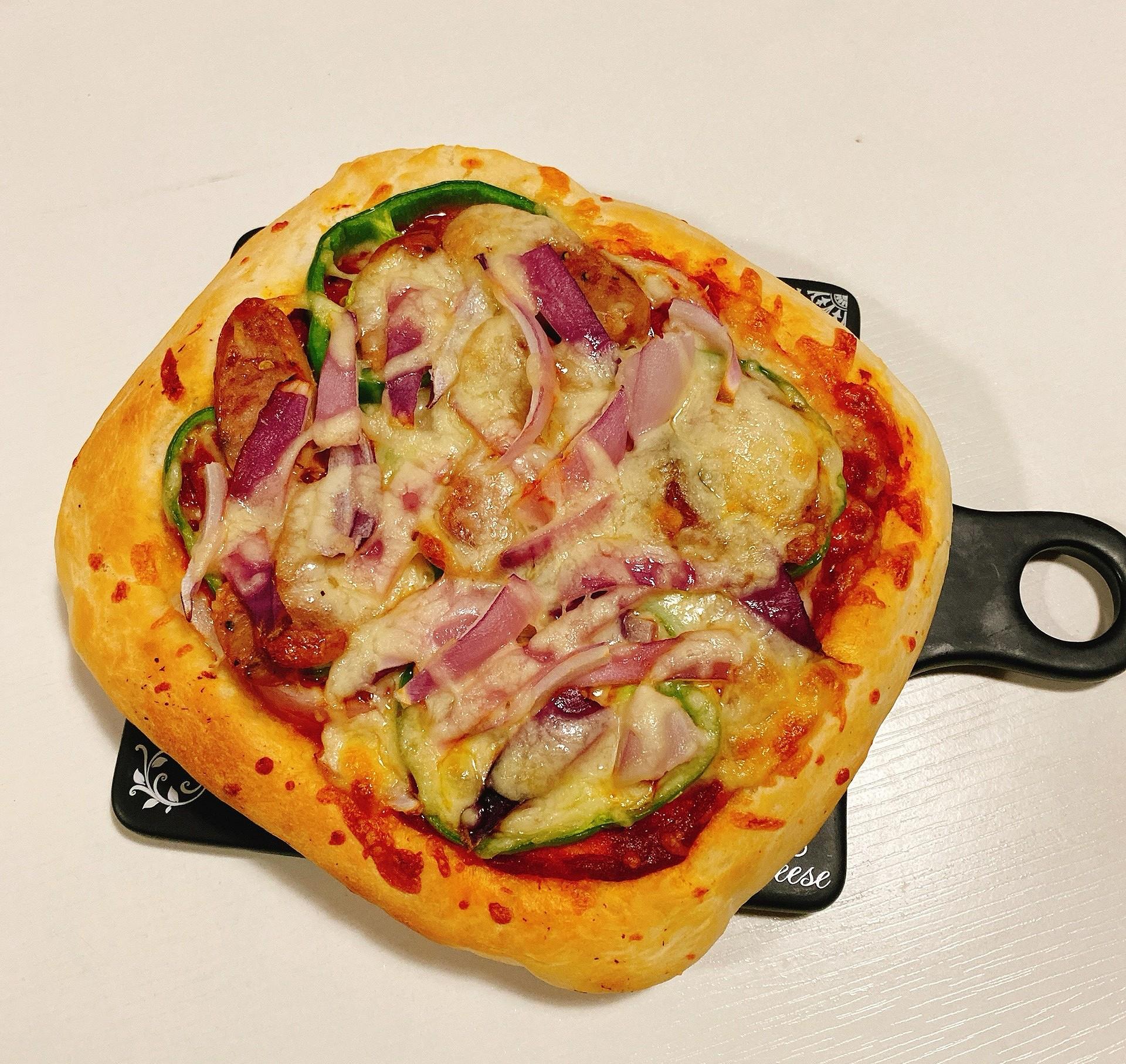 慕尼黑香肠披萨的做法