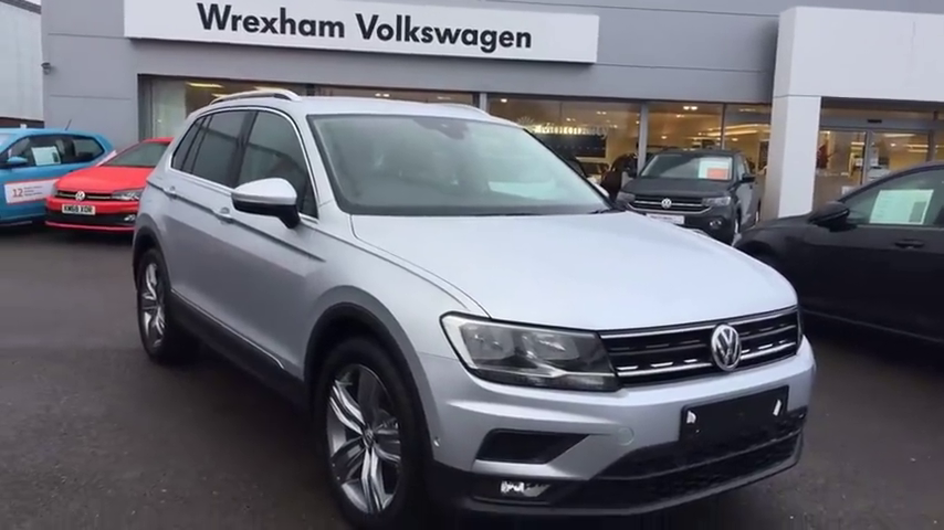 今天买下一台大众途观,银色高配版,拉开车门感觉今年努力没白费