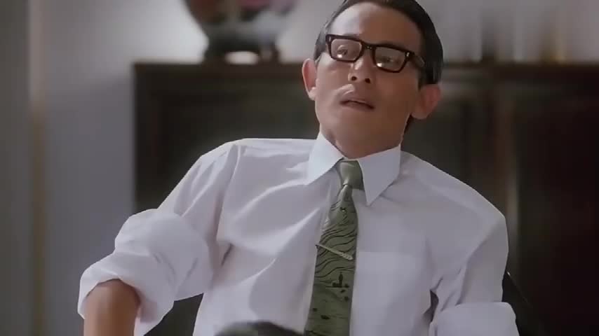 都要认怂 为您推荐: 五亿探长雷洛:雷洛先后遇见成就他的人,猪油仔,和