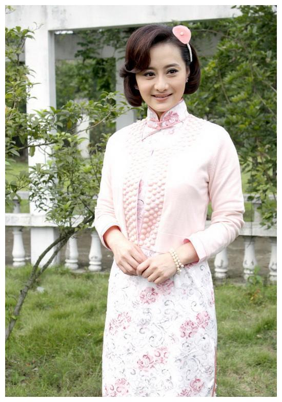 都在说"美人在骨不在皮",骨相美的舒淇和皮相美的陈德容谁赢?