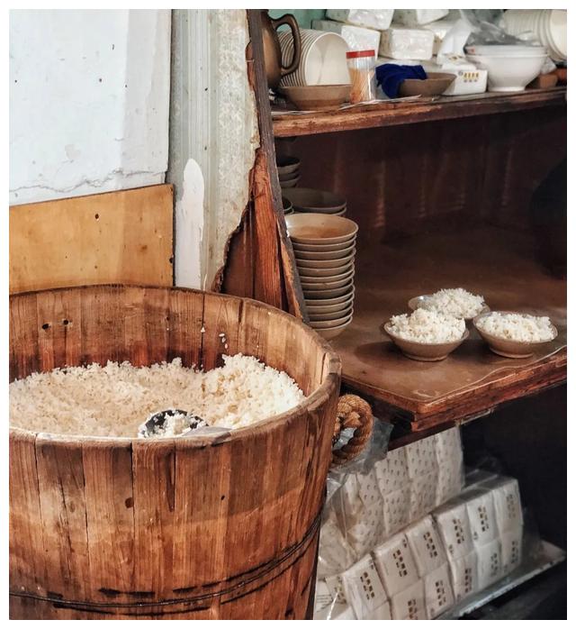 "王源同款"小碗菜!重庆的著名苍蝇馆子