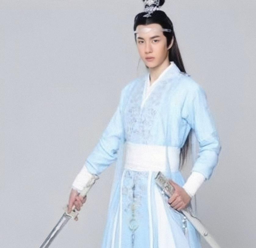 陈情令蓝忘机最初定妆,发型复古像书生,抹额太宽真"披麻戴孝"