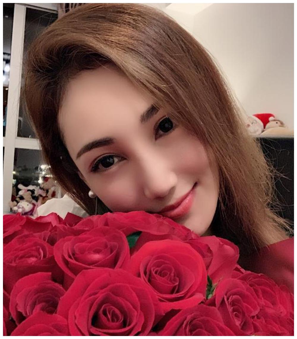 韩磊30岁爆红娶小16岁蒙古之花婚后多年恩爱甜蜜