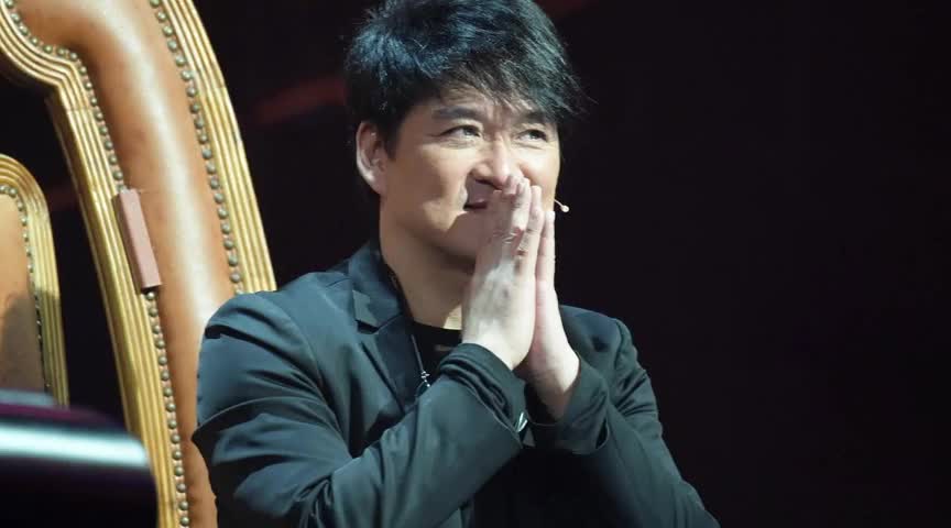 的video播放 00:00 02:18 02:18 为您推荐: 腾格尔化身行走的表情包