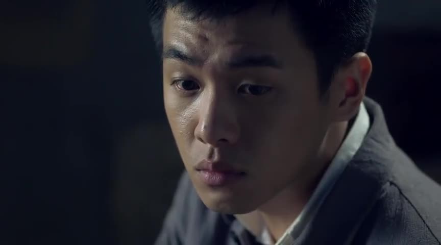 张楚问卫国到底爱不爱陈怡,谁料周卫国就是流泪,没人知道他的苦