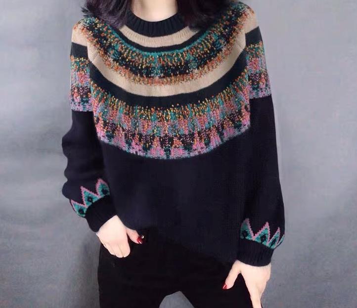 复古印花毛衣人人有,搭配出彩才洋气,分分钟美翻回头率
