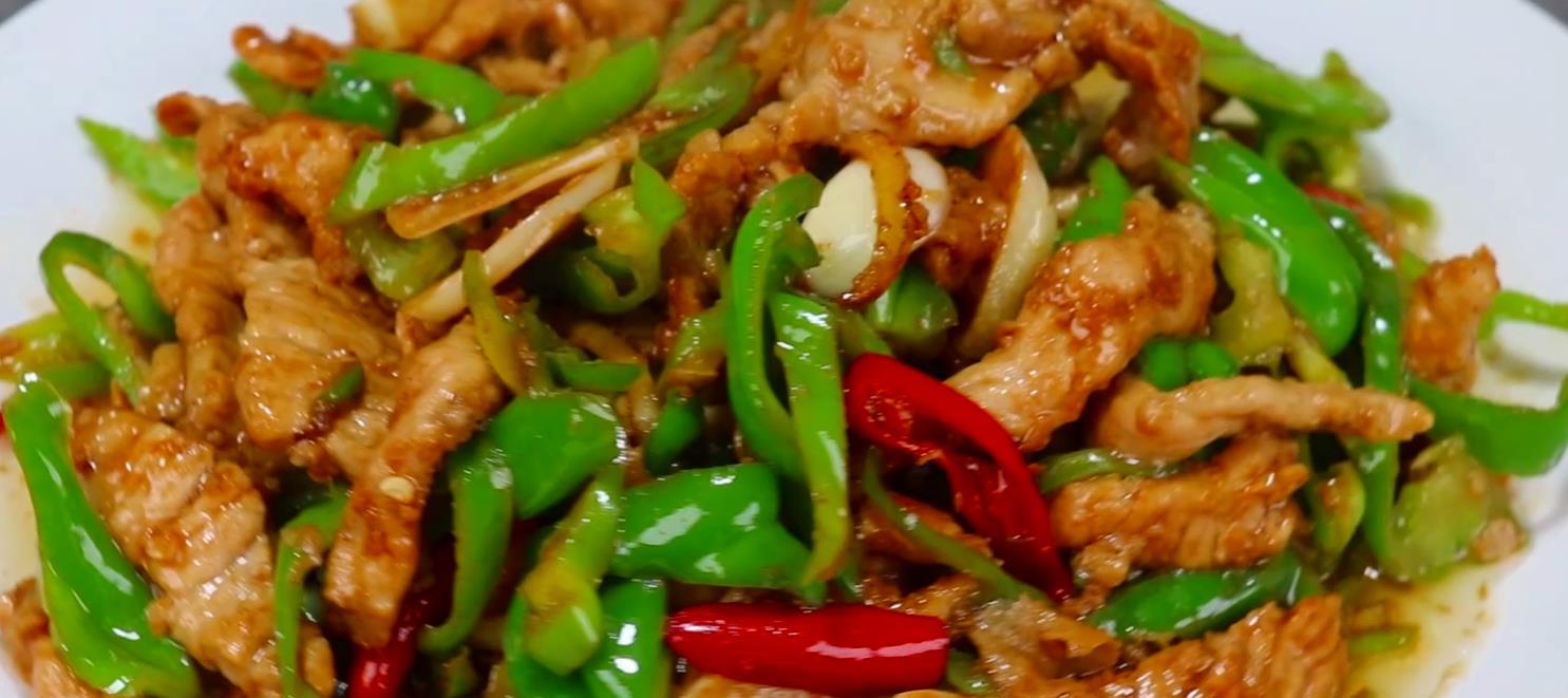 炒肉丝时,最忌直接下锅炒,多加2步,鲜嫩入味不腥不柴_高清图集_新浪网