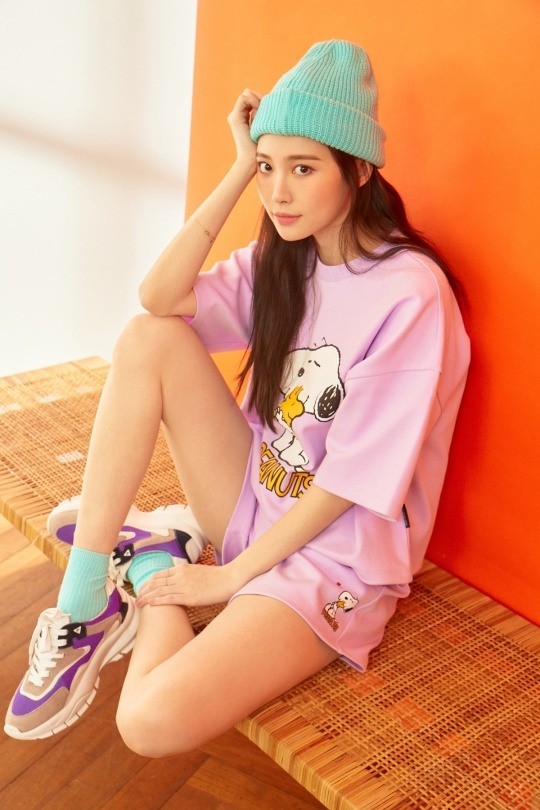 韩国女团girlsday成员yura最新代言宣传照曝光