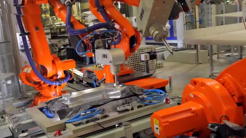 视频：这才是真正的德国制造水平，探访宝马i3电动汽车生产线，技术真牛