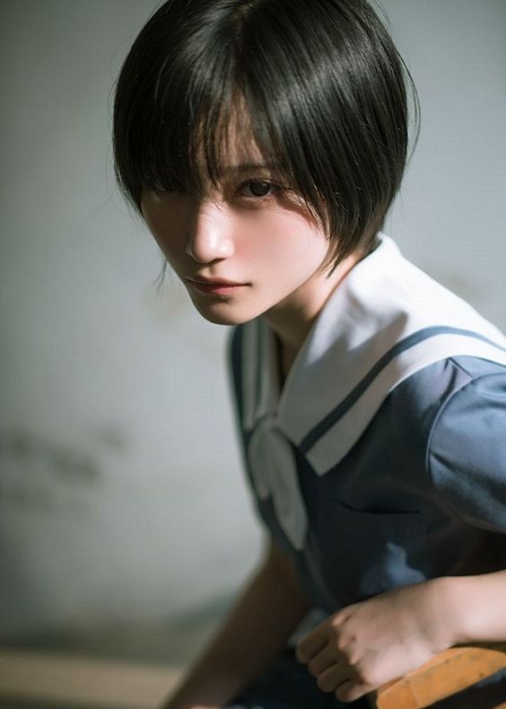 日本校园流行学生发型