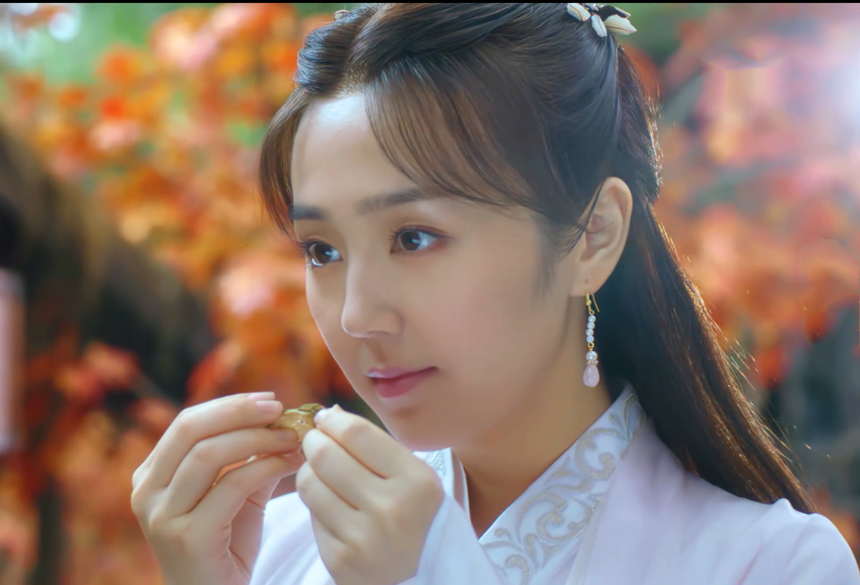 林菱04,万潼饰演翟兰叶:错付真心的江南武者小阁老的女人一大把,数都