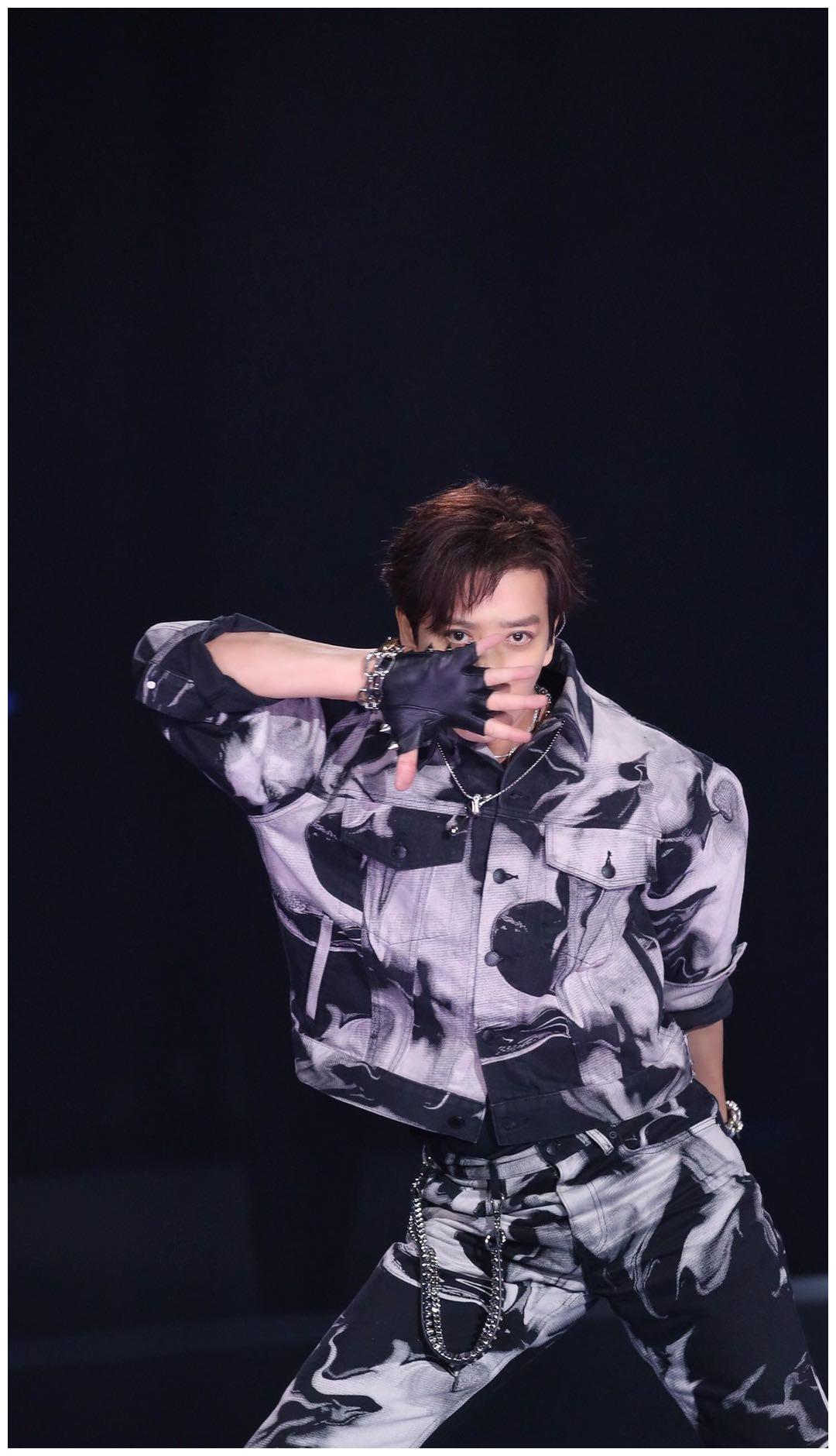 陈晓东追光吧哥哥两个月苦练舞蹈初舞台俘获80后排名第一