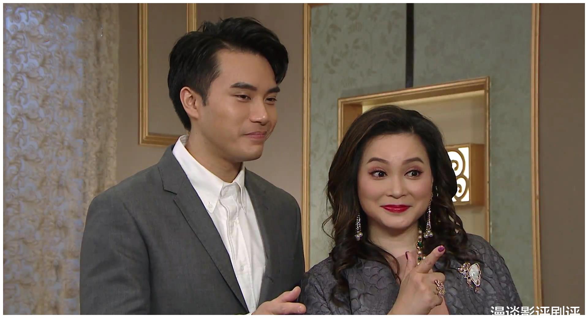 tvb出品的处境剧《爱回家之开心速递》,樊亦敏饰演的龙家三太太白天娥