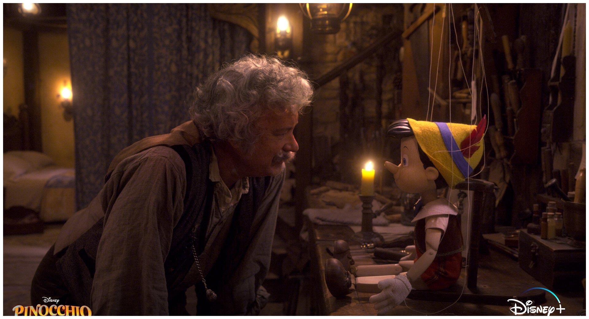 《匹诺曹》真人电影剧照 汤姆汉克斯与匹诺曹同框