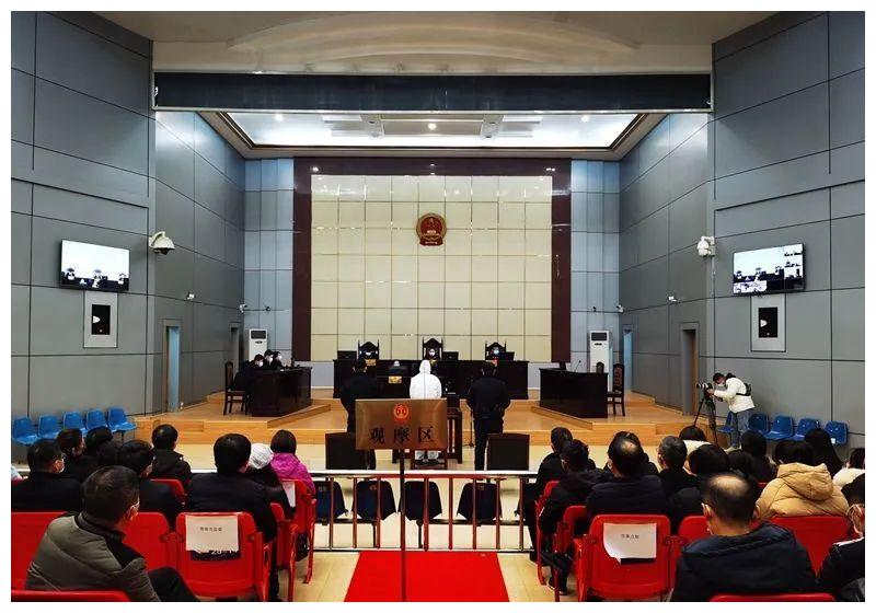 泄露案情沆瀣一气安徽一纪检干部被控受贿1000余万