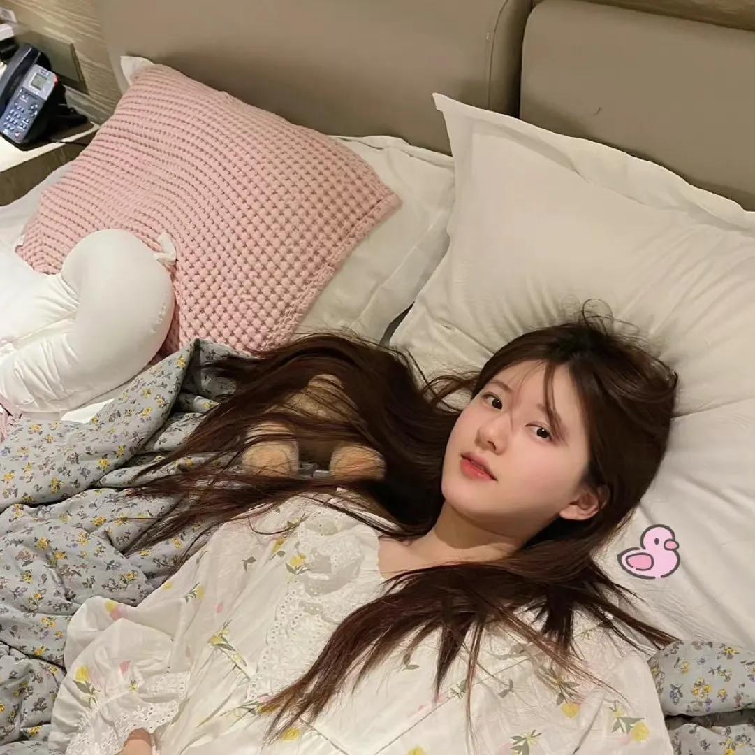 赵露思,美女的家居生活照,清纯可人!__财经头条