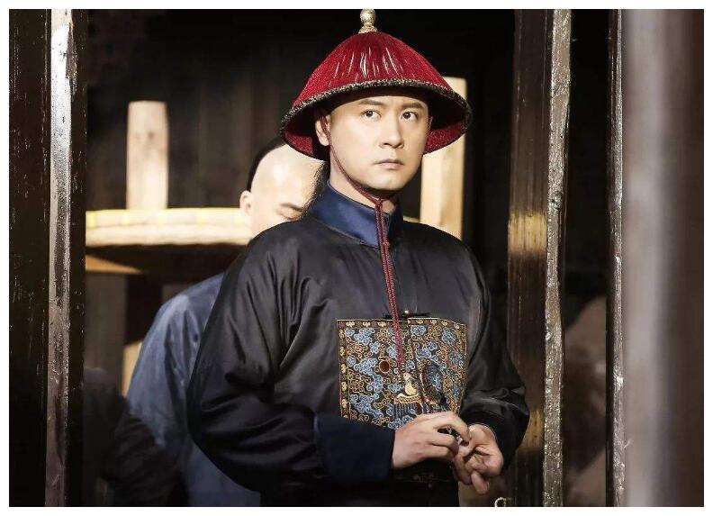 任重:《亲爱的自己》导演之一,黄轩的老师,《那年花开》赵白石