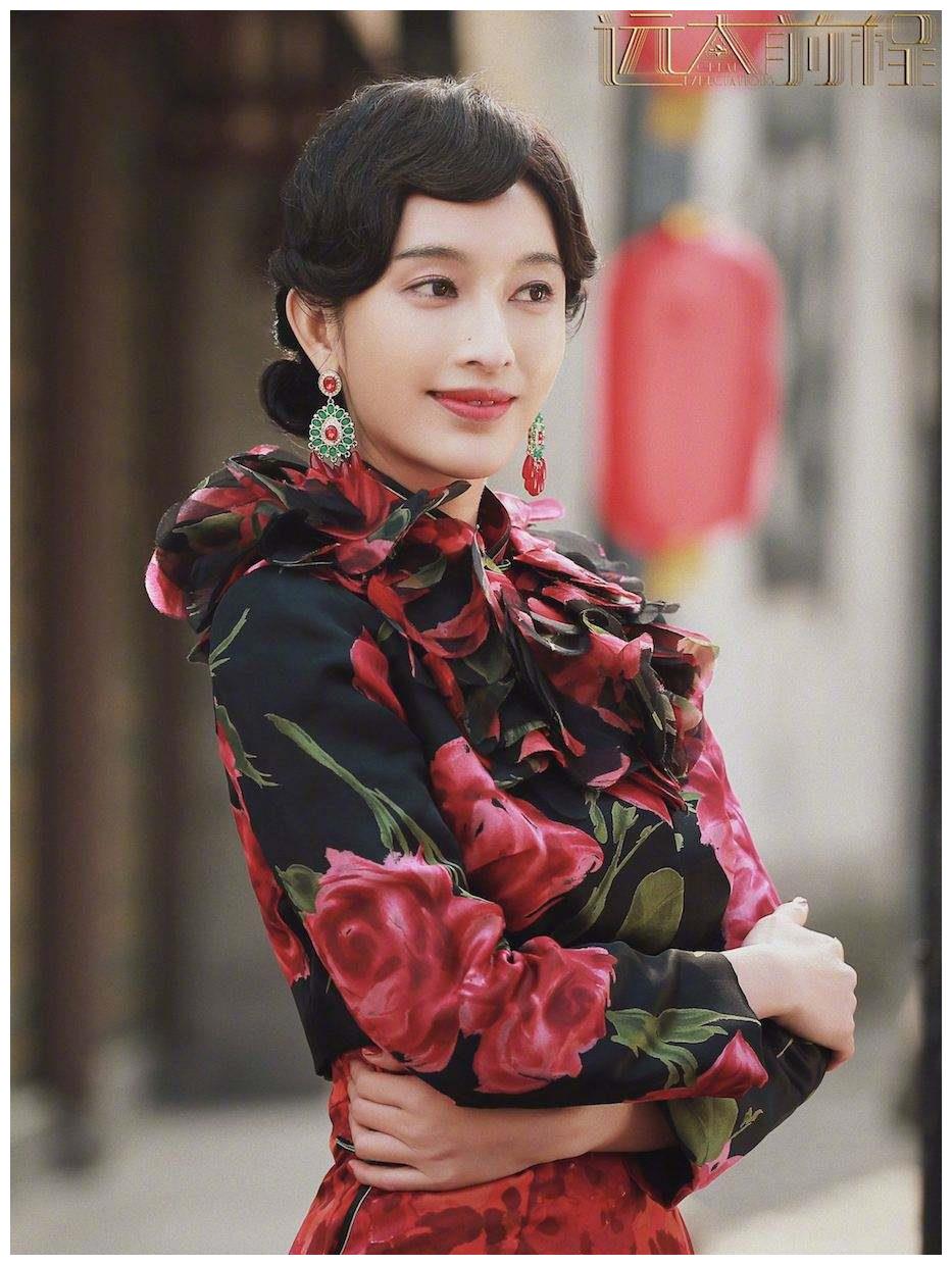 剧中民国风女星,赵丽颖贵气逼人,郑爽清新华美!