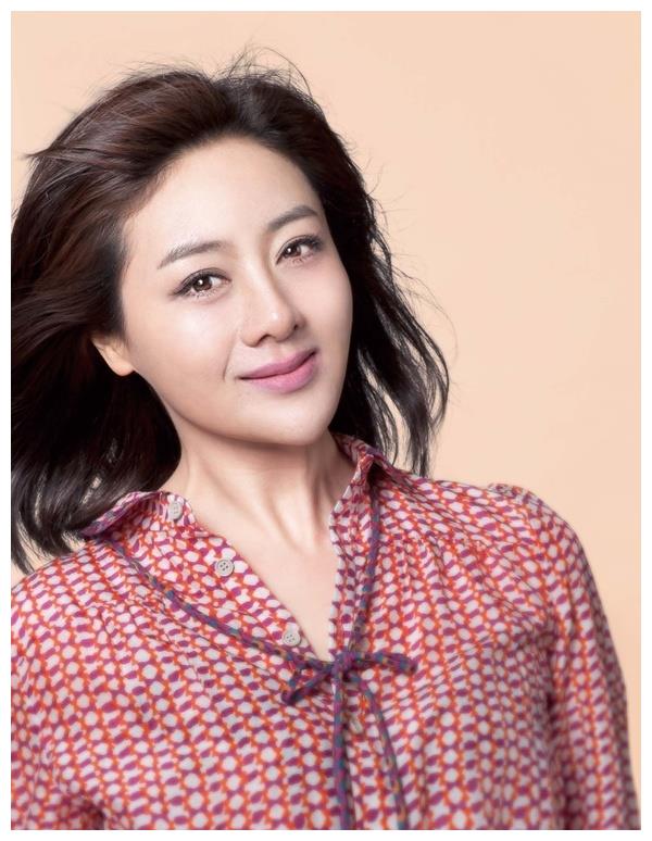 "苦情女王"李琳:一婚傍上京圈名导,二婚嫁体操冠军李大双
