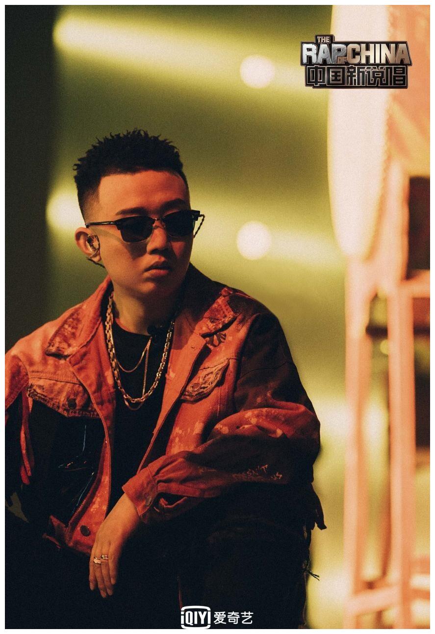 《中国新说唱2020》历届三强上演最强cypher 吴亦凡跳掉耳返