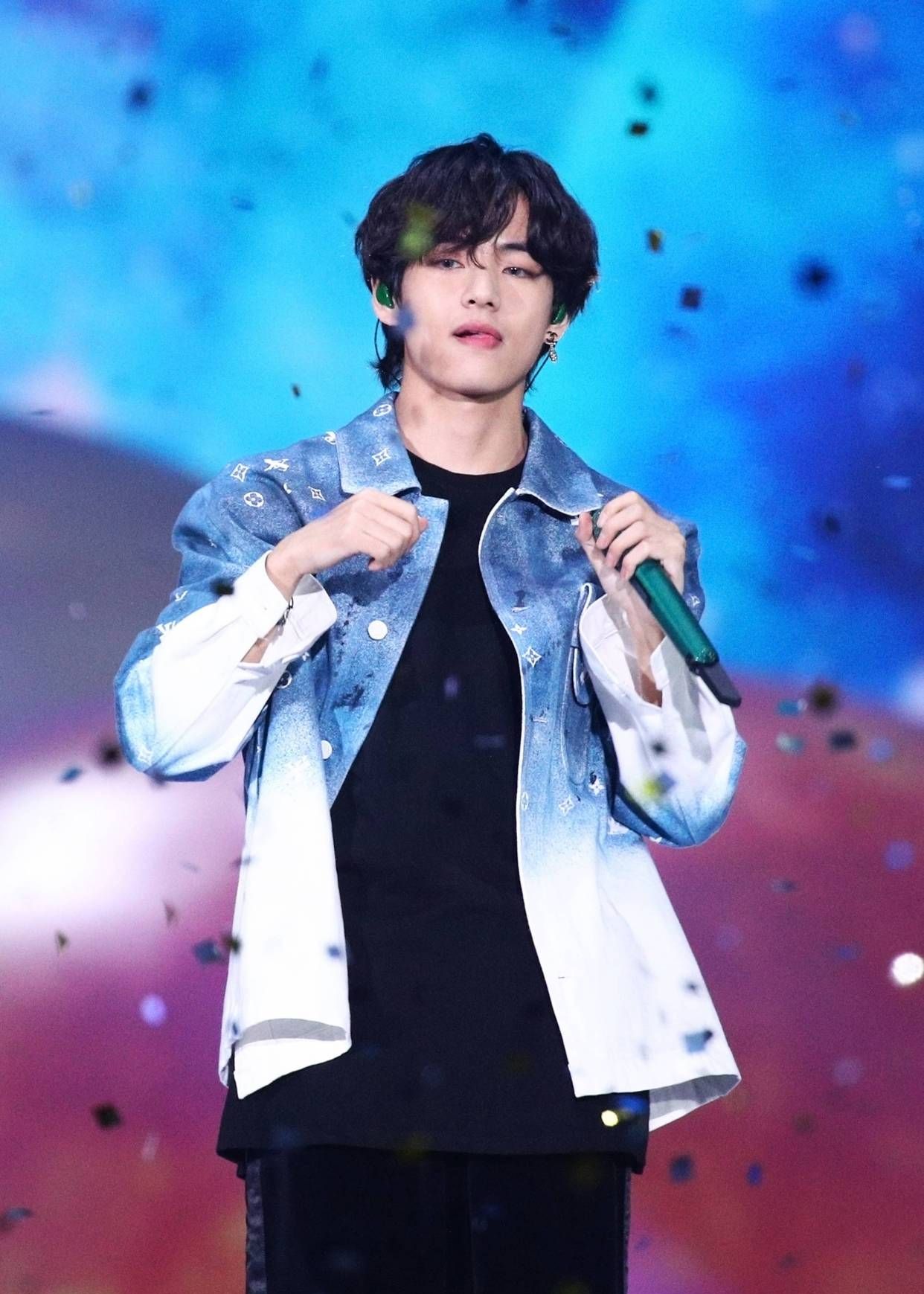 欲系男友风,跟bts金泰亨学穿搭小心机