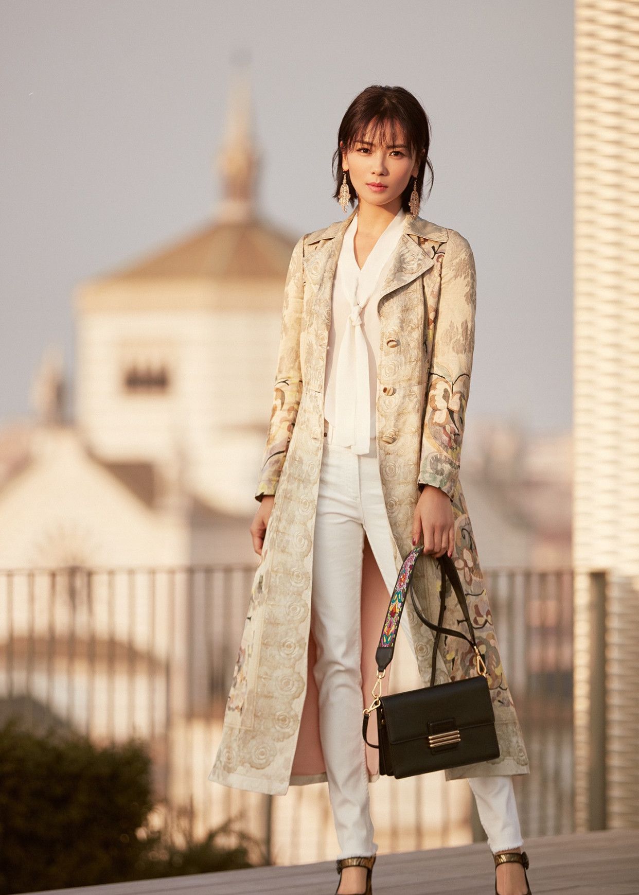 刘涛:时尚小姐姐美丽善良文静大方,恬静的魅力时尚感十足!