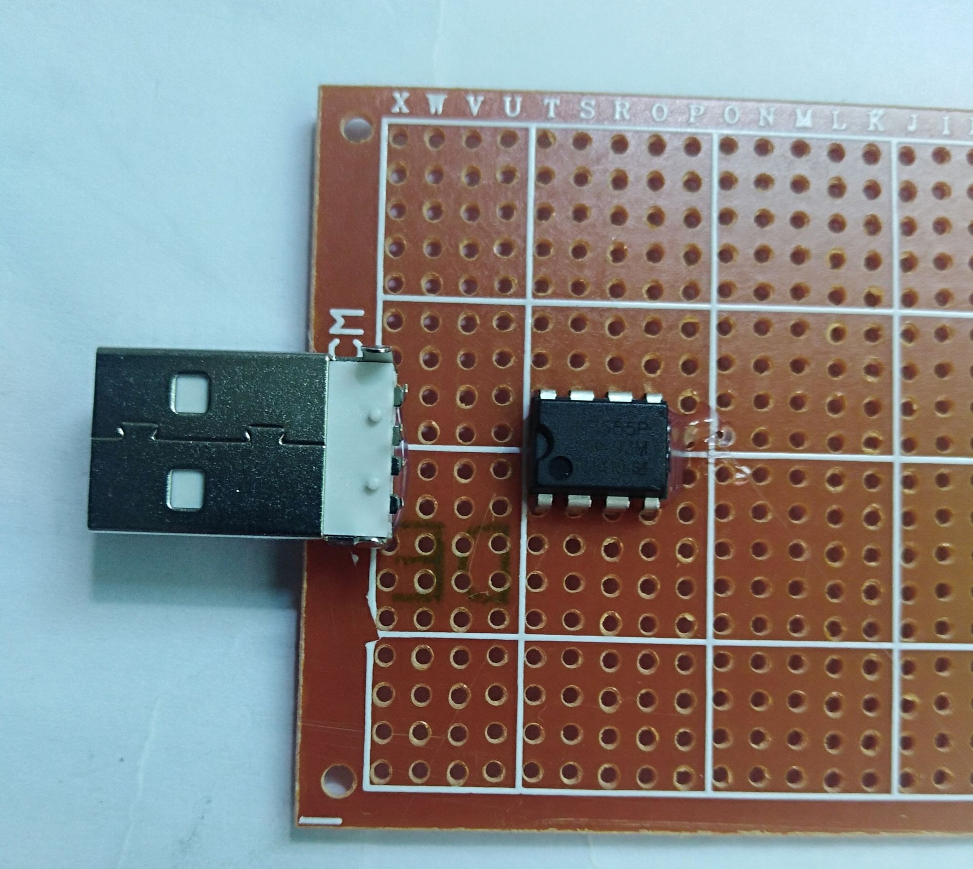 用ne555芯片制作双闪灯555系列15
