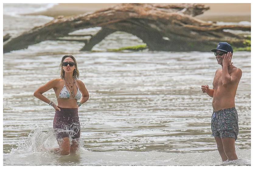 拒绝拍裸戏,巅峰时退圈,41岁的“地球球花”才是真的人间清醒休闲区蓝鸢梦想 - Www.slyday.coM 拒绝拍裸戏,巅峰时退圈,41岁的“地球球花”才是真的人间清醒休闲区蓝鸢梦想 - Www.slyday.coM