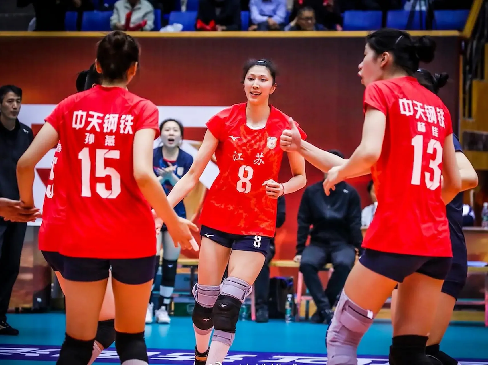 范泊宁打主攻，唐欣打接应符合江苏和国家队需要！周页彤需加油