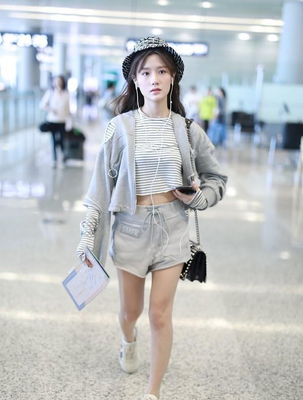 今天说的陈意涵,就是在《创造101》的节目中大热起来的,虽然最后没有