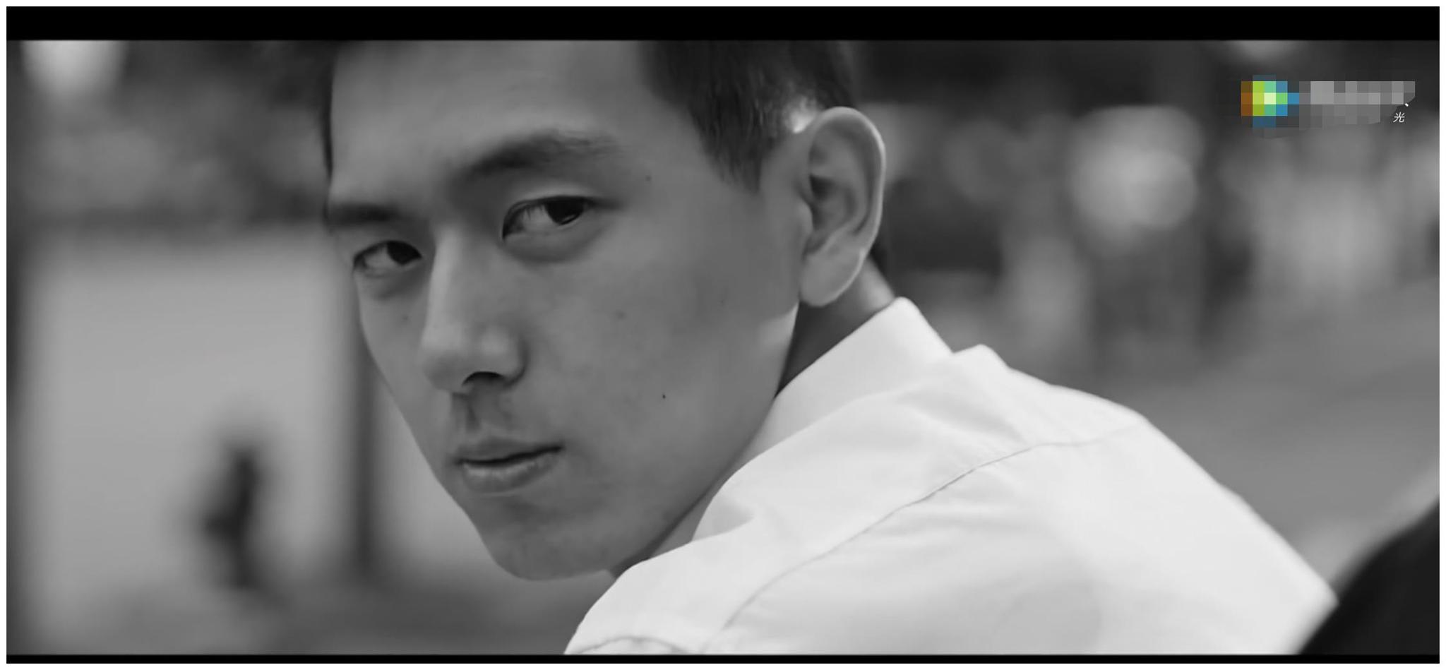 文艺回归,《抵达之谜》23岁李现的高光时刻,现男友的青春岁月