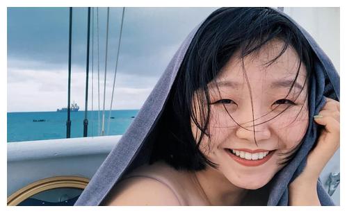 网红辣目洋子,124斤胖女孩,上纽约时装走秀|洋子|走秀|女孩_新浪新闻