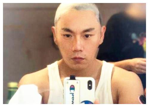 秦昊为饰演张东升的秃顶真的剃光头了吗本人出面回应笑喷网友