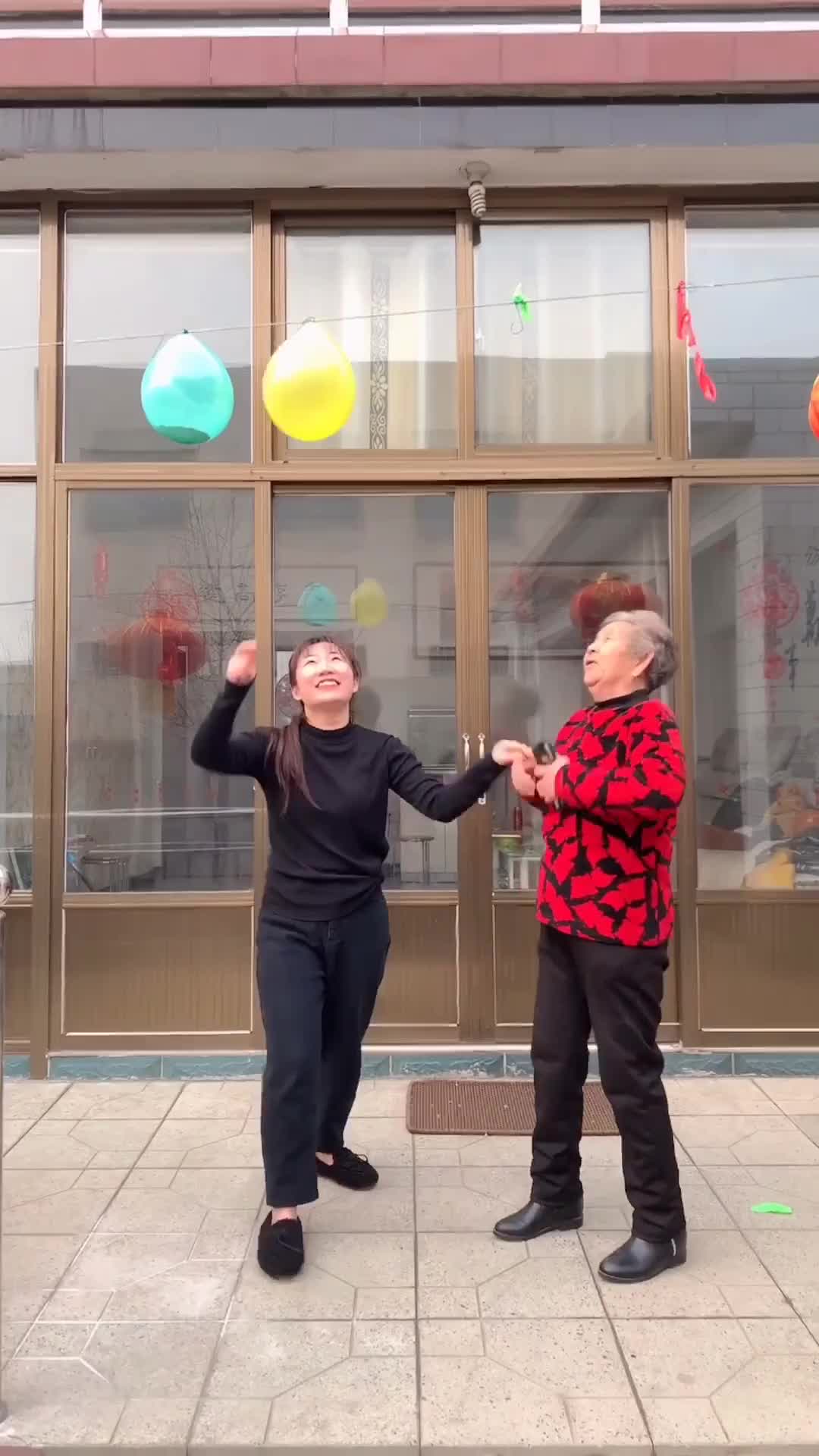 被奶奶套路了