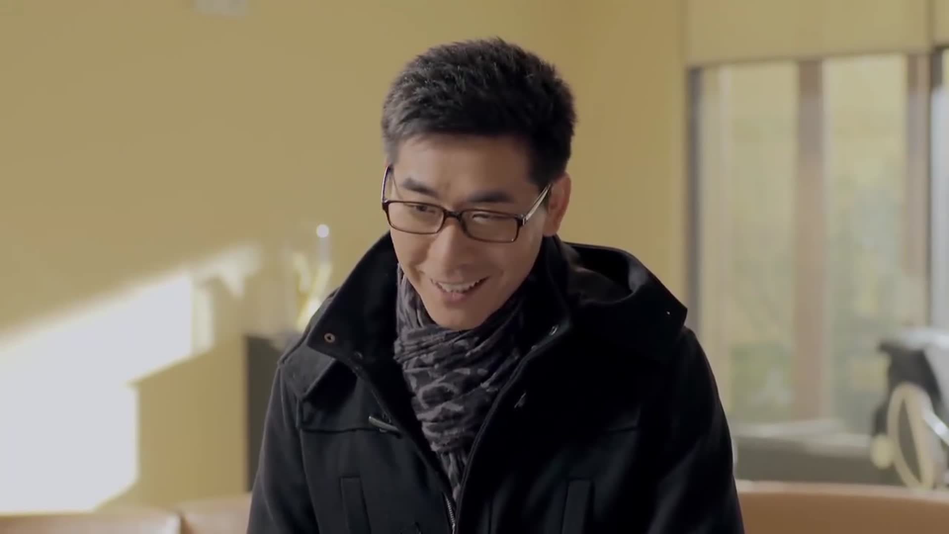 继父回家宽子为建新大扫除还给朋友拉了个活太善良了