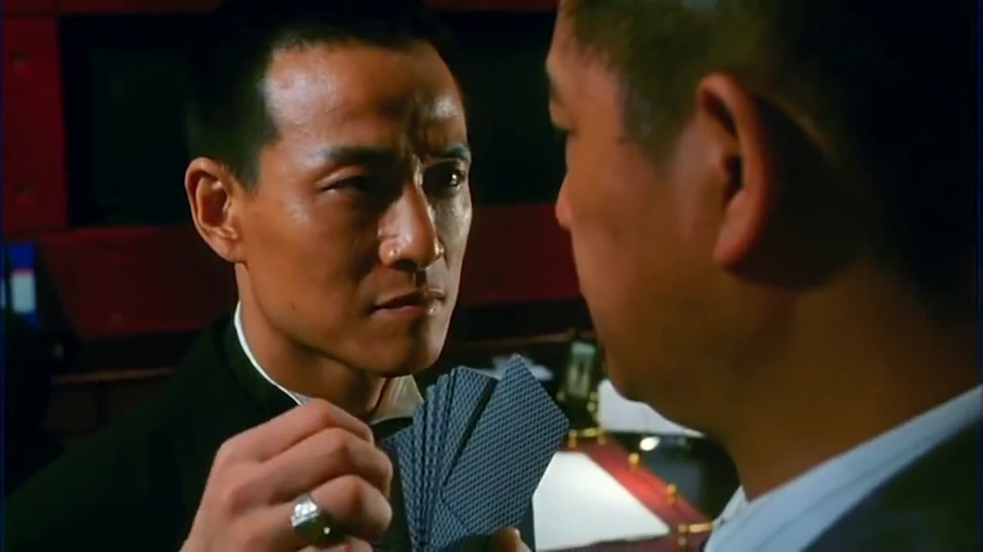 精彩推荐赌神高进吃起巧克力戴上玉扳指大战仇笑痴