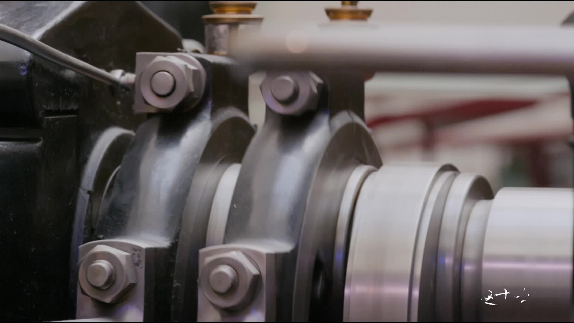 《这十年·幸福中国》智能化新时代促机器人产业发展