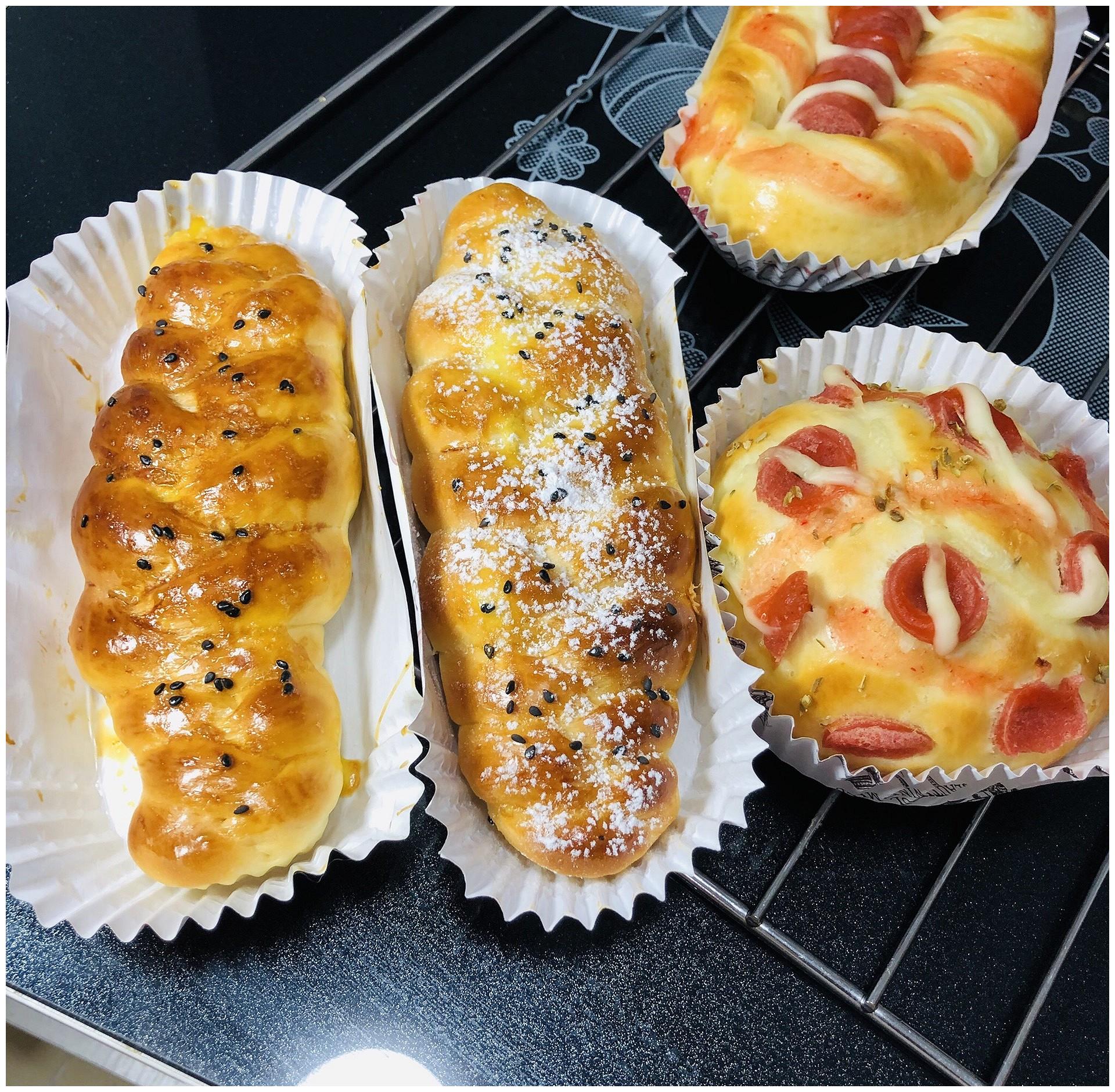 芝士热狗面包的做法